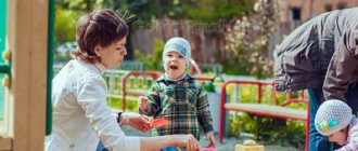 Разыгрывайте диалоги между игрушками в присутствии малыша.